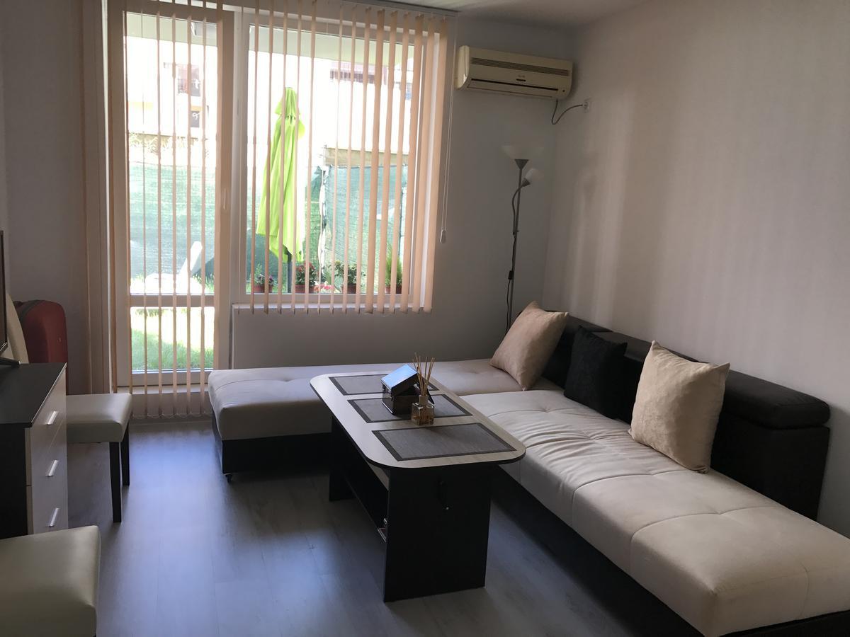 Apartamenti Eli 포마리 외부 사진