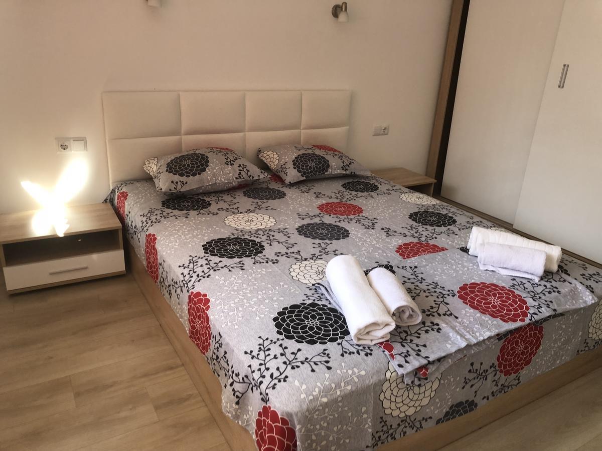 Apartamenti Eli 포마리 외부 사진